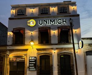 UNIMICH noche julio 2026